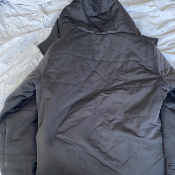 Hollister Mens Winter Jacket ! Small Black Grey Fur - Picture 5 of 6